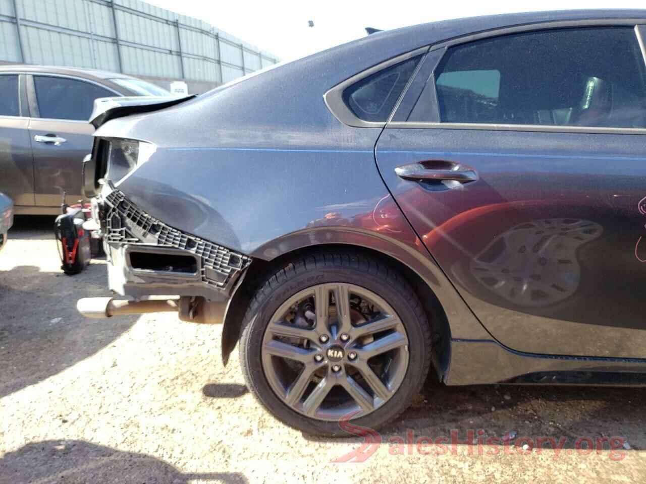 3KPF34AD1LE175962 2020 KIA FORTE