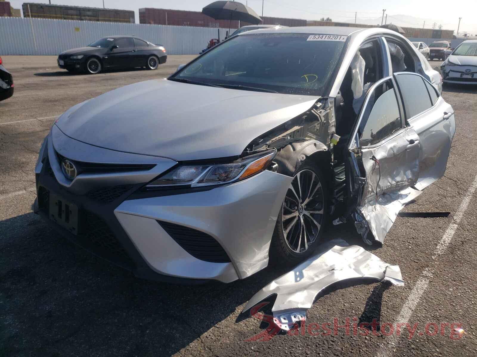 4T1B11HK0JU656870 2018 TOYOTA CAMRY