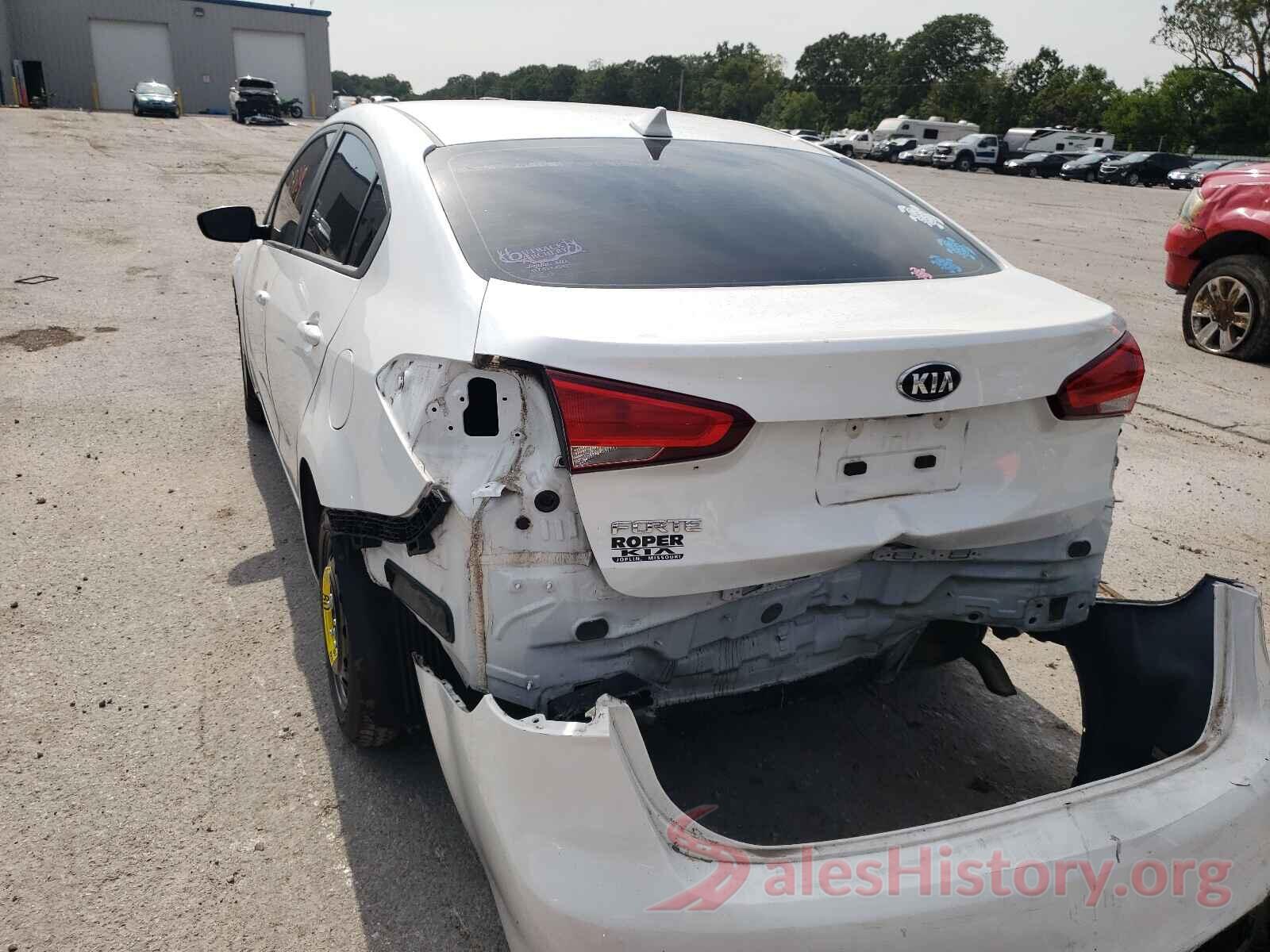 3KPFL4A78JE255282 2018 KIA FORTE