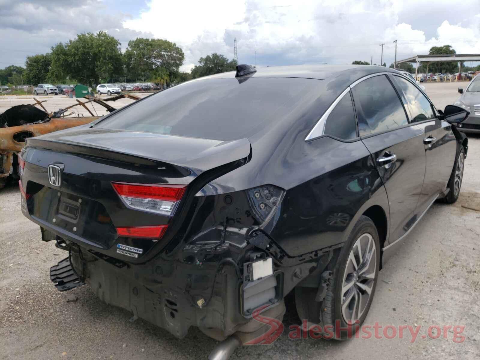 1HGCV3F94JA006872 2018 HONDA ACCORD