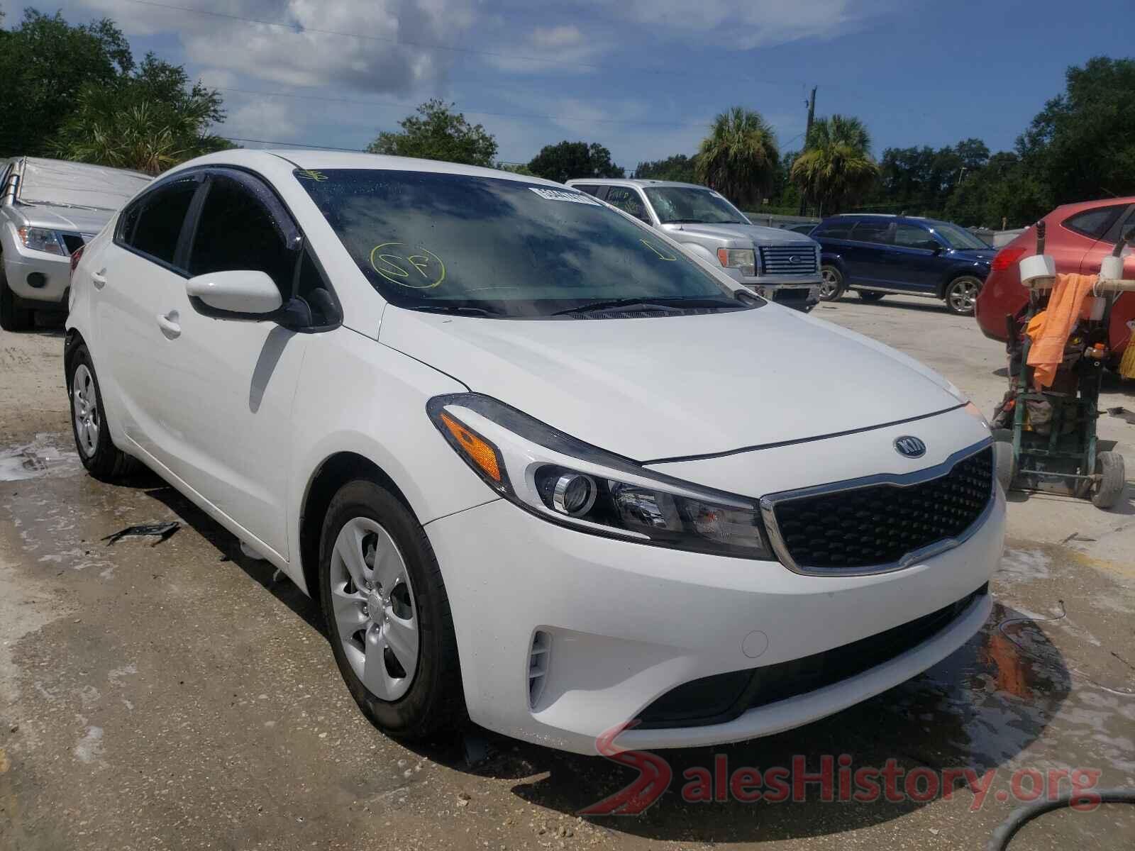 3KPFK4A76HE060827 2017 KIA FORTE