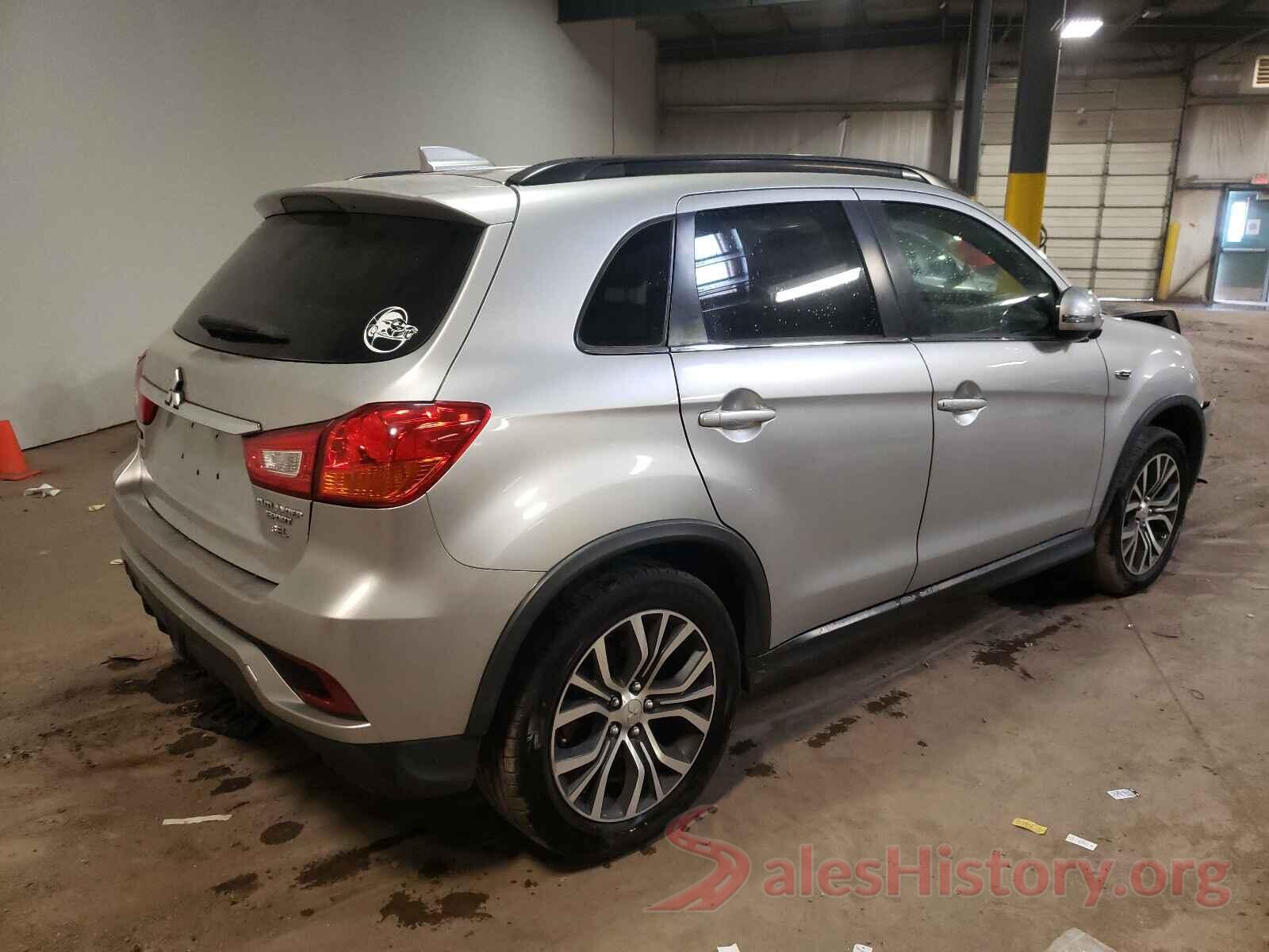 JA4AP4AW7JU002391 2018 MITSUBISHI OUTLANDER