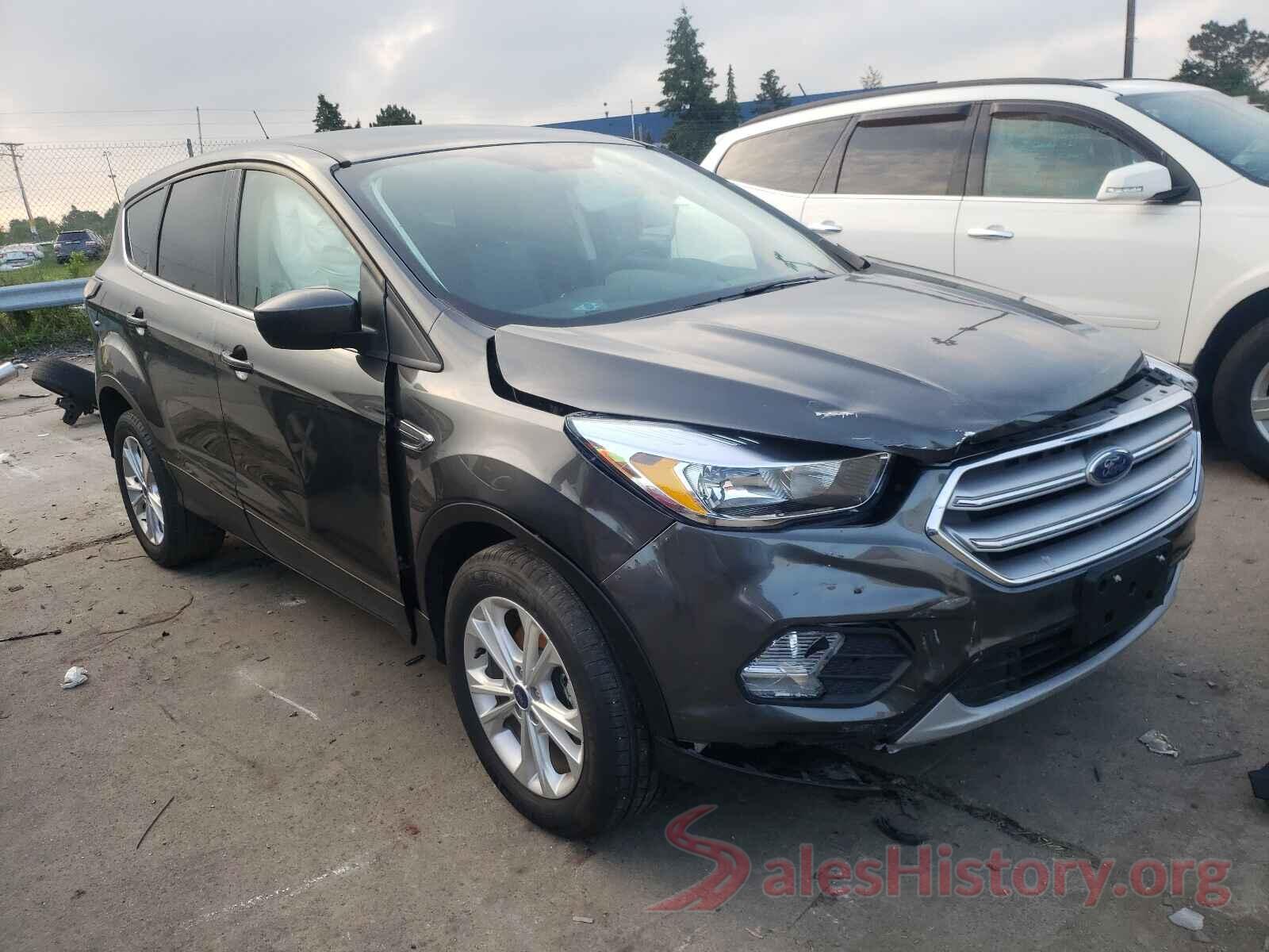 1FMCU0GD3HUD18107 2017 FORD ESCAPE