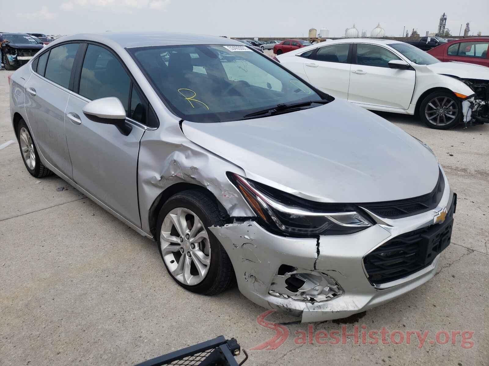 1G1BE5SM2K7113782 2019 CHEVROLET CRUZE