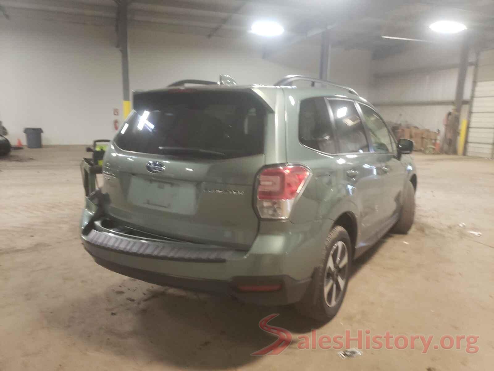 JF2SJAEC8JH550260 2018 SUBARU FORESTER