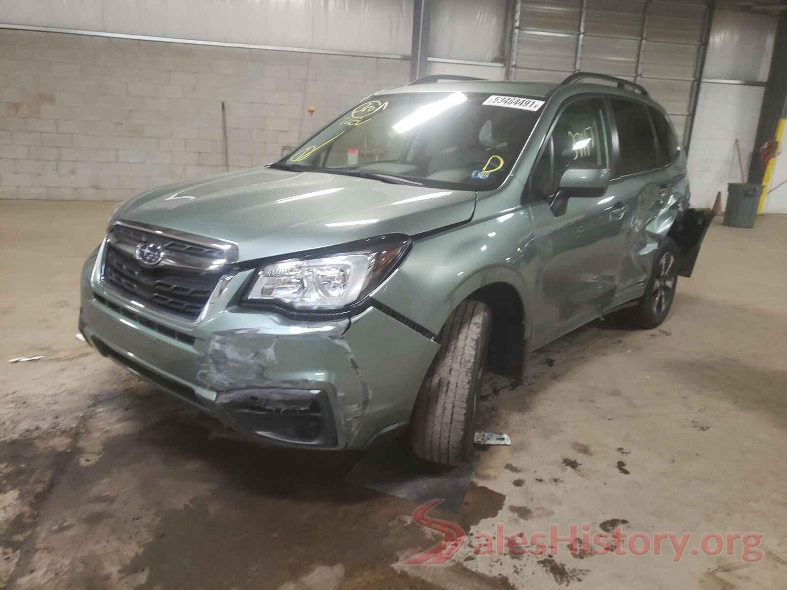 JF2SJAEC8JH550260 2018 SUBARU FORESTER