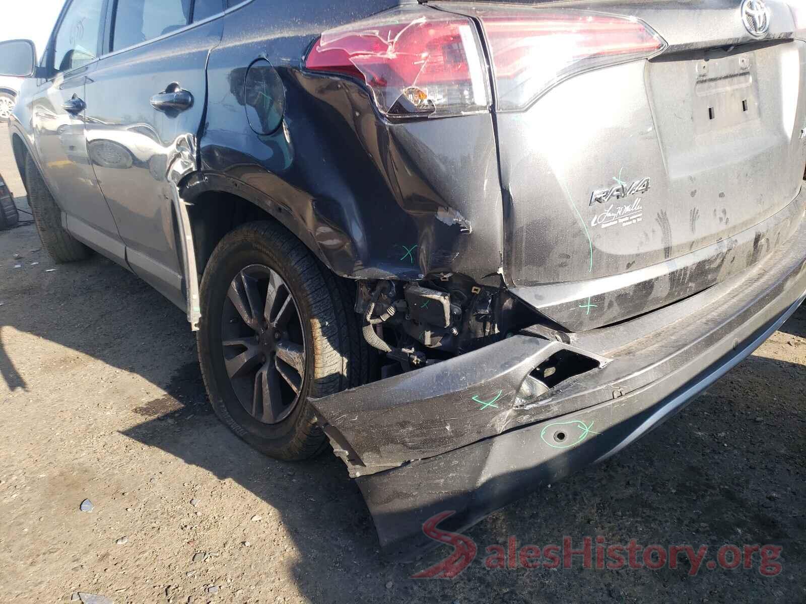 JTMWFREV0HD100718 2017 TOYOTA RAV4