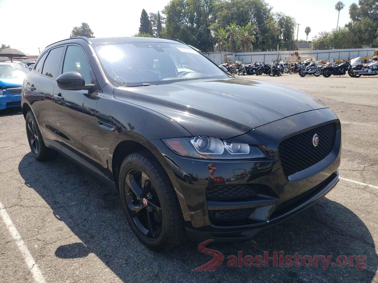 SADCJ2BV3HA495349 2017 JAGUAR F-PACE