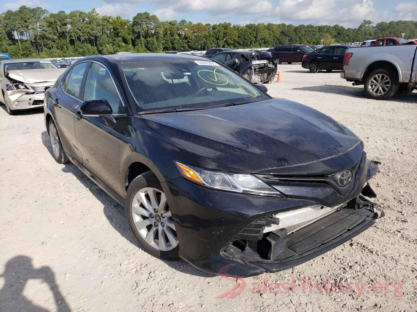 4T1B11HK6JU095560 2018 TOYOTA CAMRY