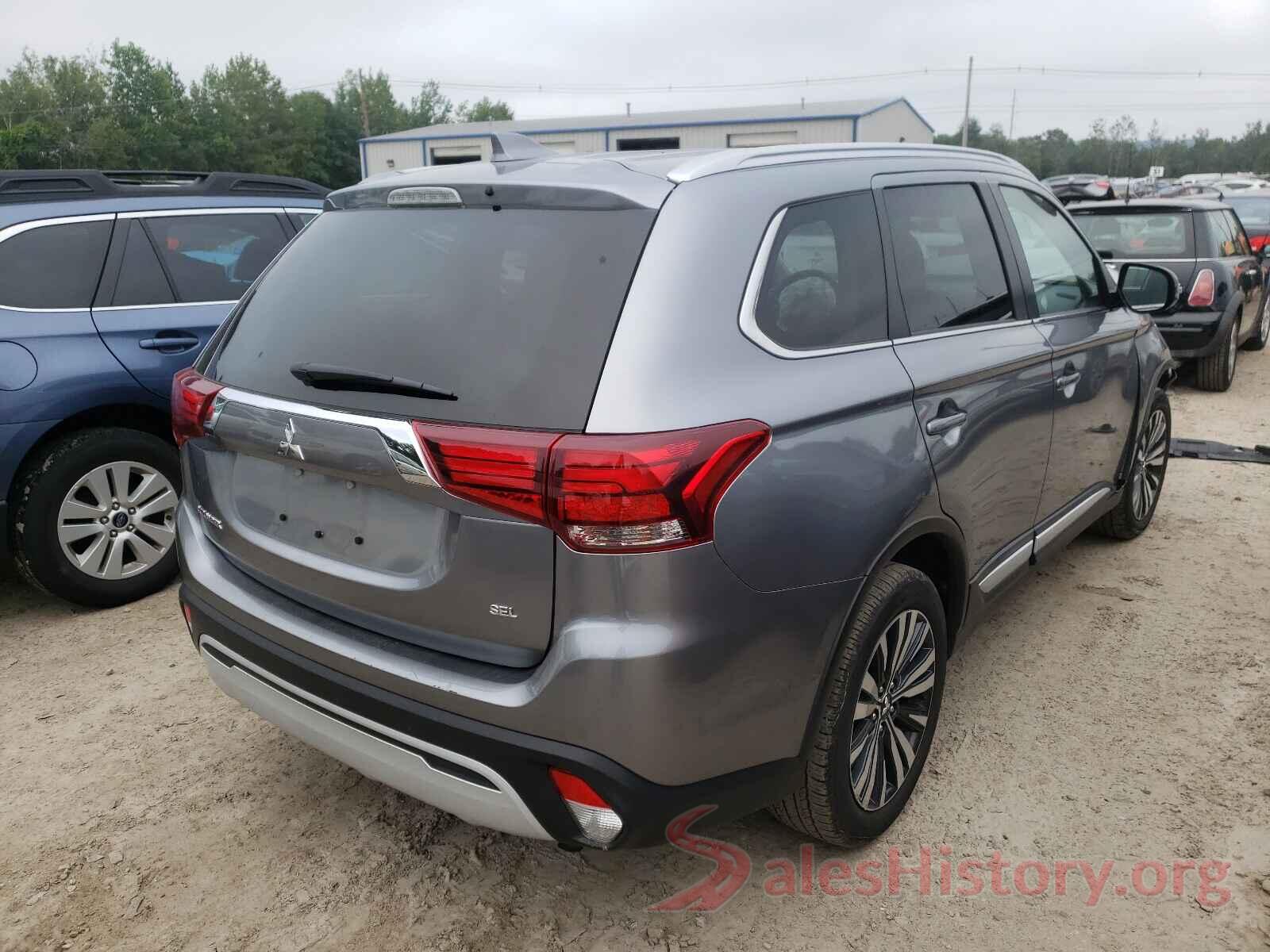 JA4AD3A33LZ026900 2020 MITSUBISHI OUTLANDER