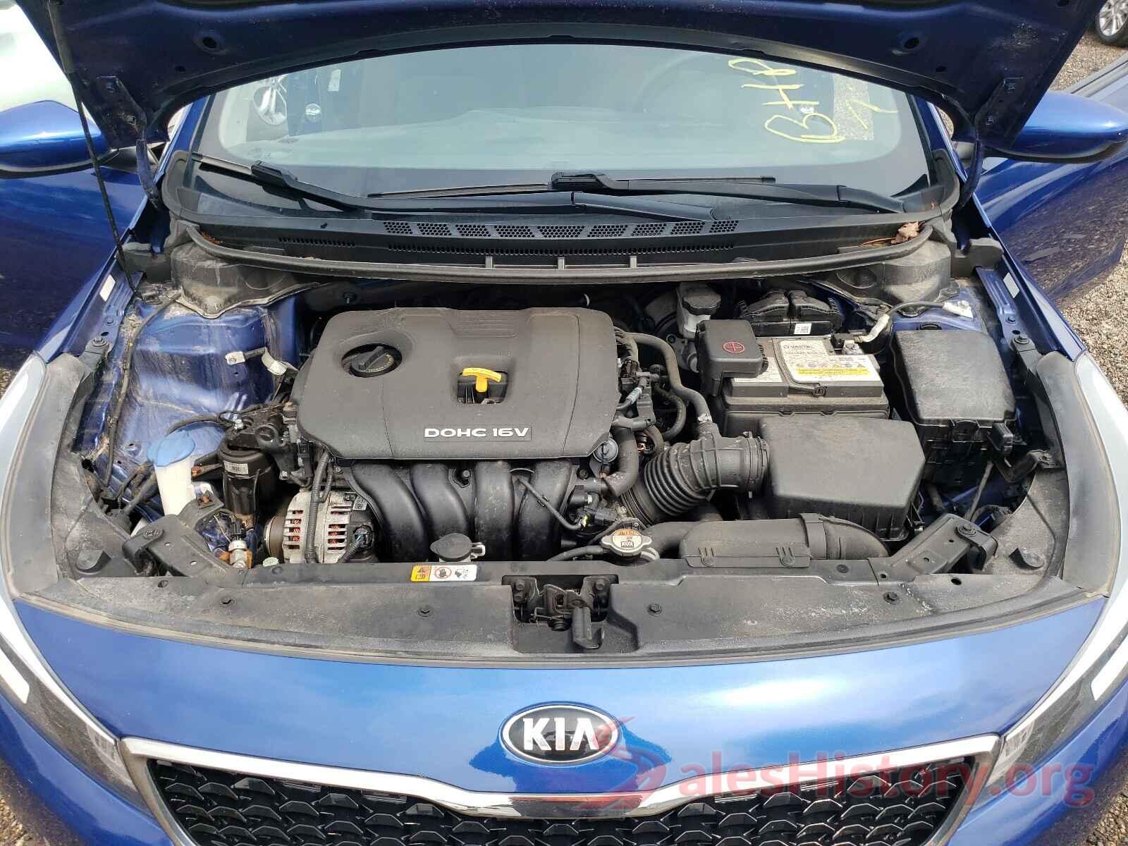 3KPFK4A7XHE157805 2017 KIA FORTE