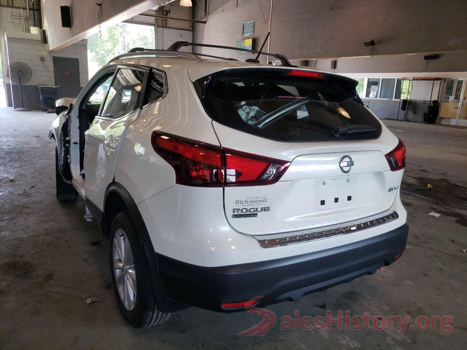 JN1BJ1CR5JW291215 2018 NISSAN ROGUE