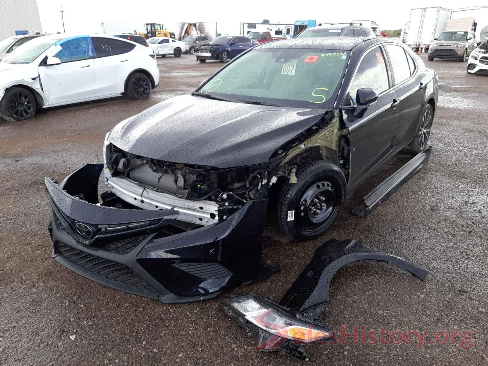 4T1B11HK1KU851426 2019 TOYOTA CAMRY