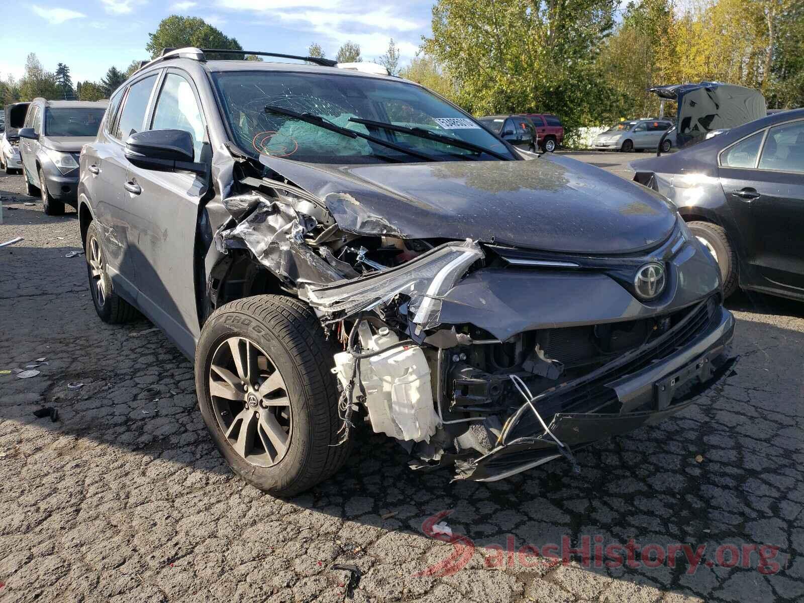 2T3RFREV3GW469944 2016 TOYOTA RAV4