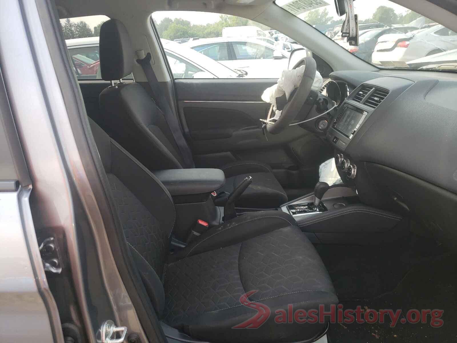 JA4AP3AU7LU014133 2020 MITSUBISHI OUTLANDER