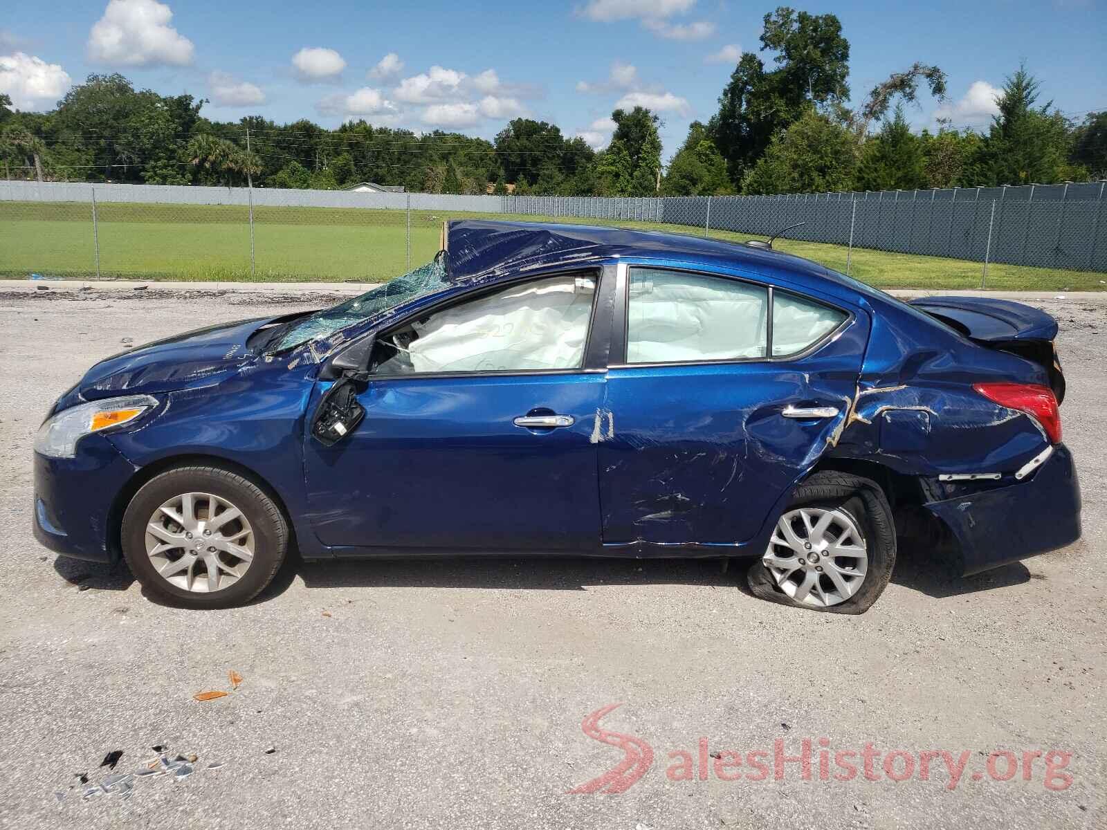 3N1CN7AP5JL809715 2018 NISSAN VERSA