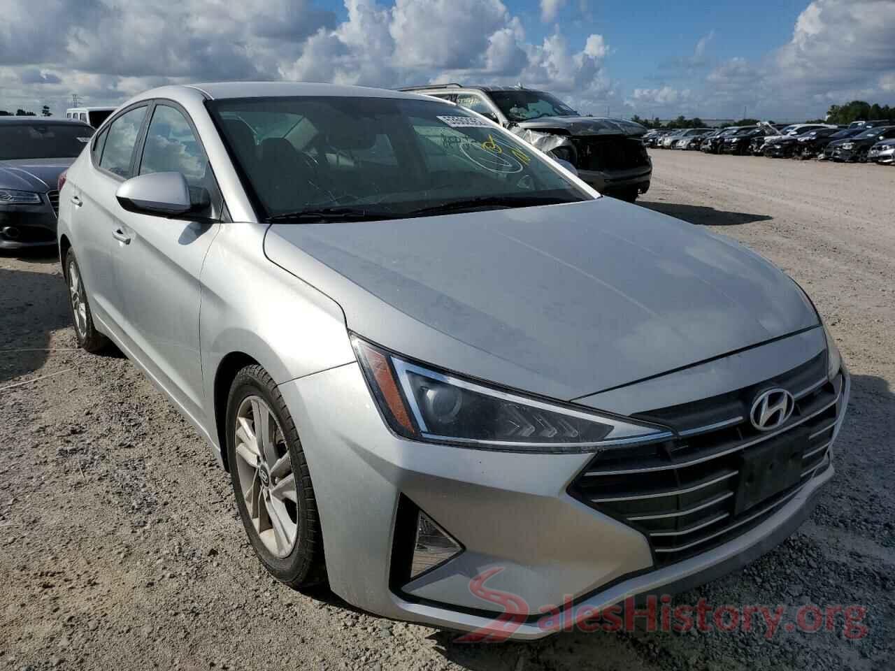 5NPD84LF8KH474835 2019 HYUNDAI ELANTRA