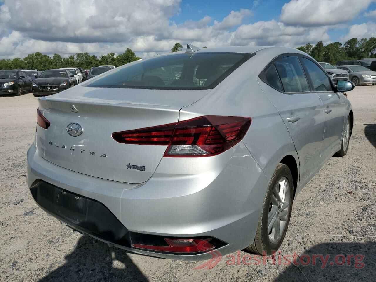 5NPD84LF8KH474835 2019 HYUNDAI ELANTRA