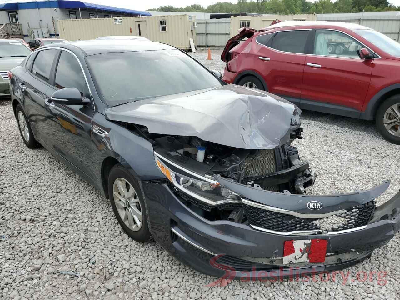 KNAGT4L35J5217211 2018 KIA OPTIMA