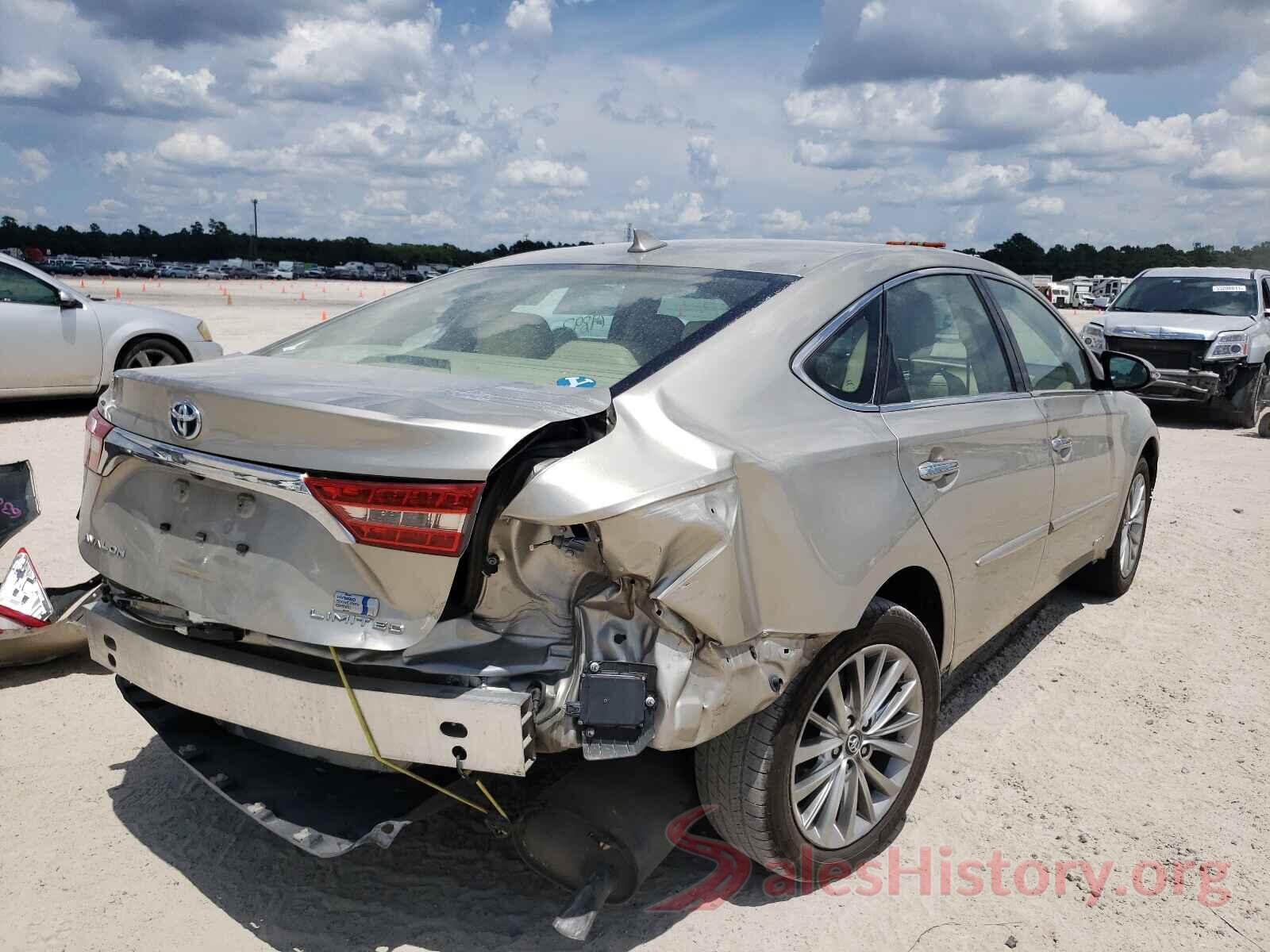 4T1BD1EB0JU061805 2018 TOYOTA AVALON