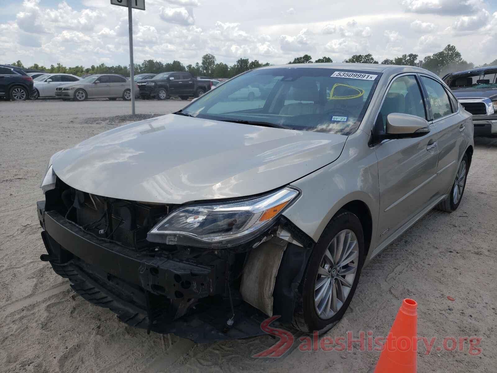 4T1BD1EB0JU061805 2018 TOYOTA AVALON