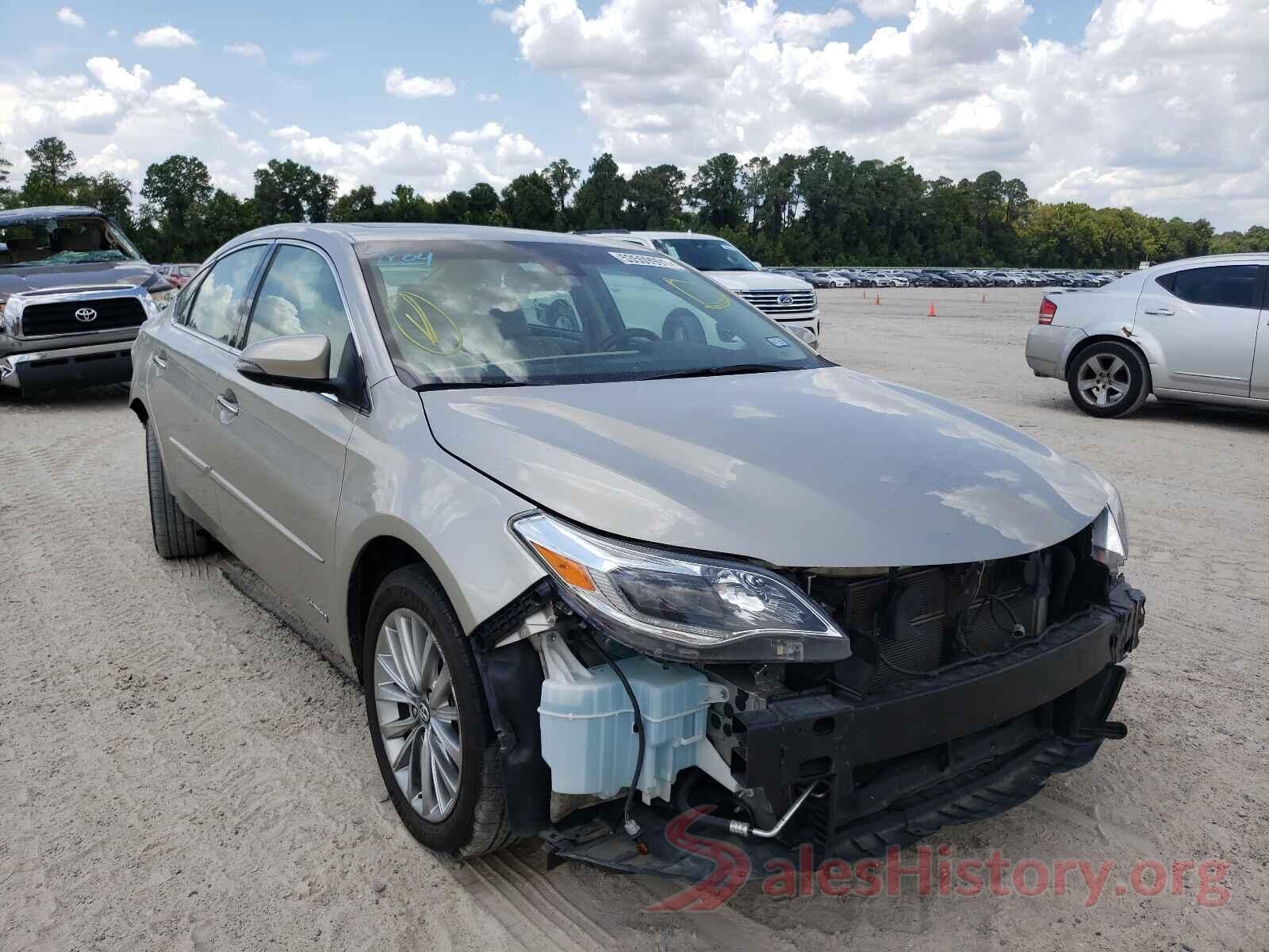 4T1BD1EB0JU061805 2018 TOYOTA AVALON