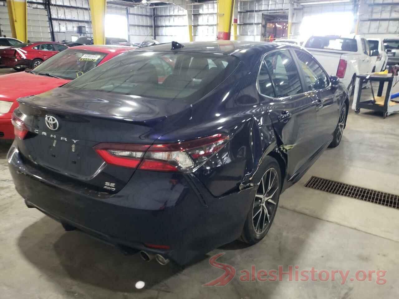 4T1G11BK3NU060723 2022 TOYOTA CAMRY