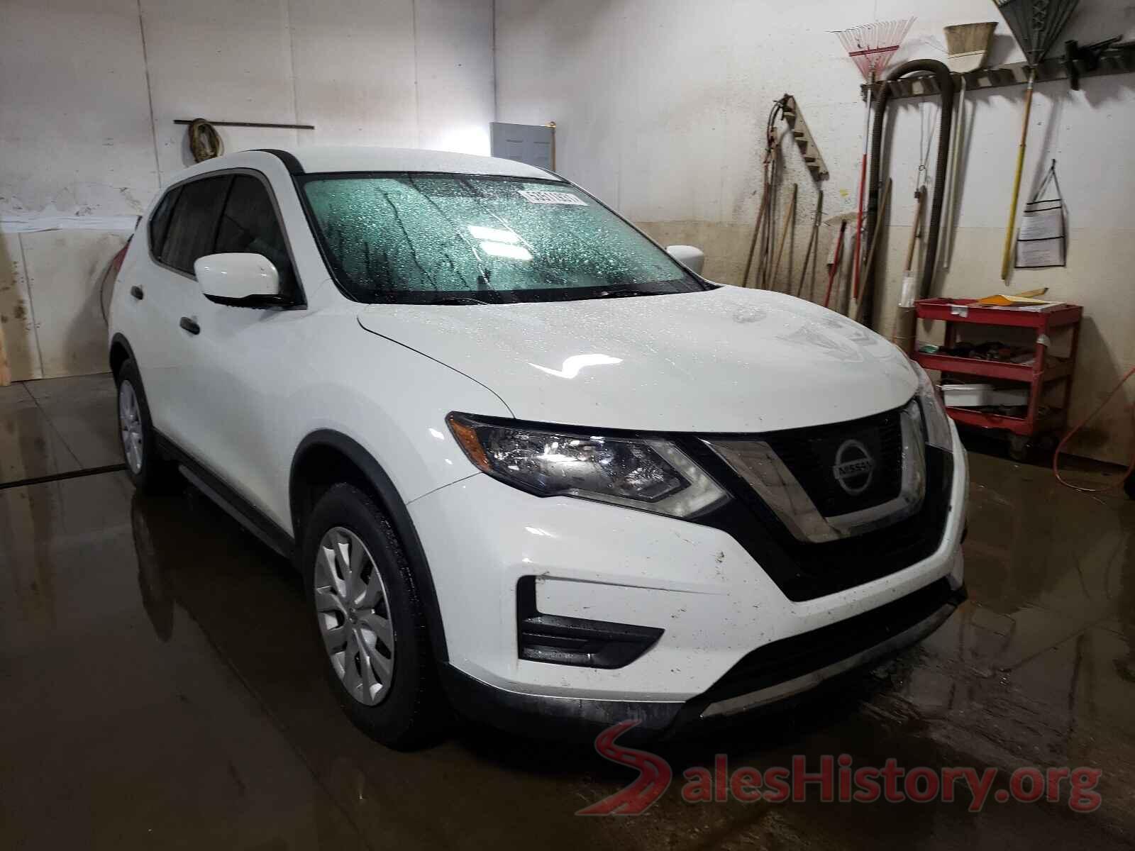 KNMAT2MT5HP619577 2017 NISSAN ROGUE