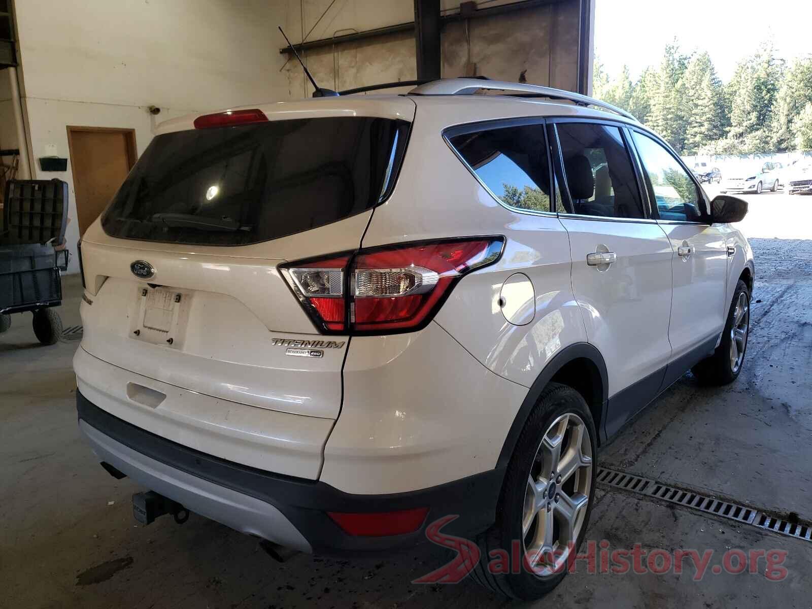 1FMCU9J91HUD43161 2017 FORD ESCAPE