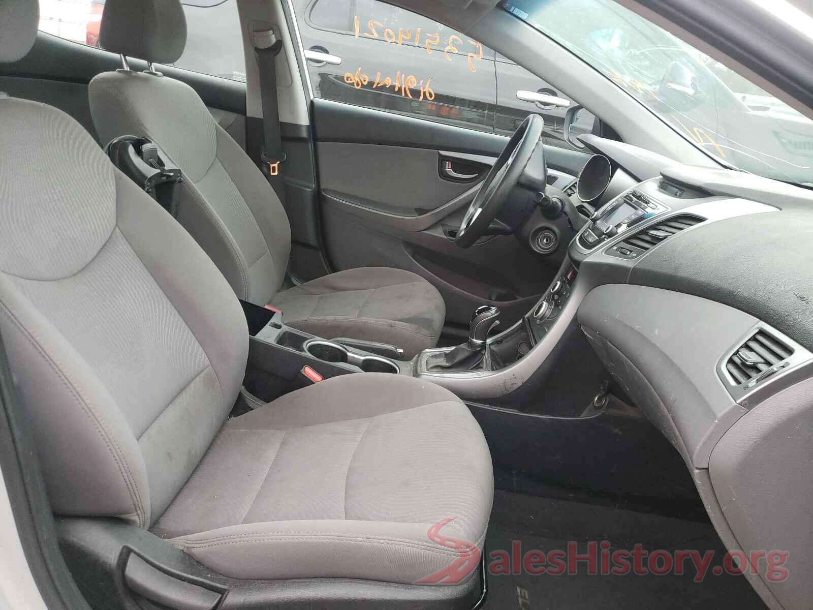 5NPDH4AE7GH765926 2016 HYUNDAI ELANTRA