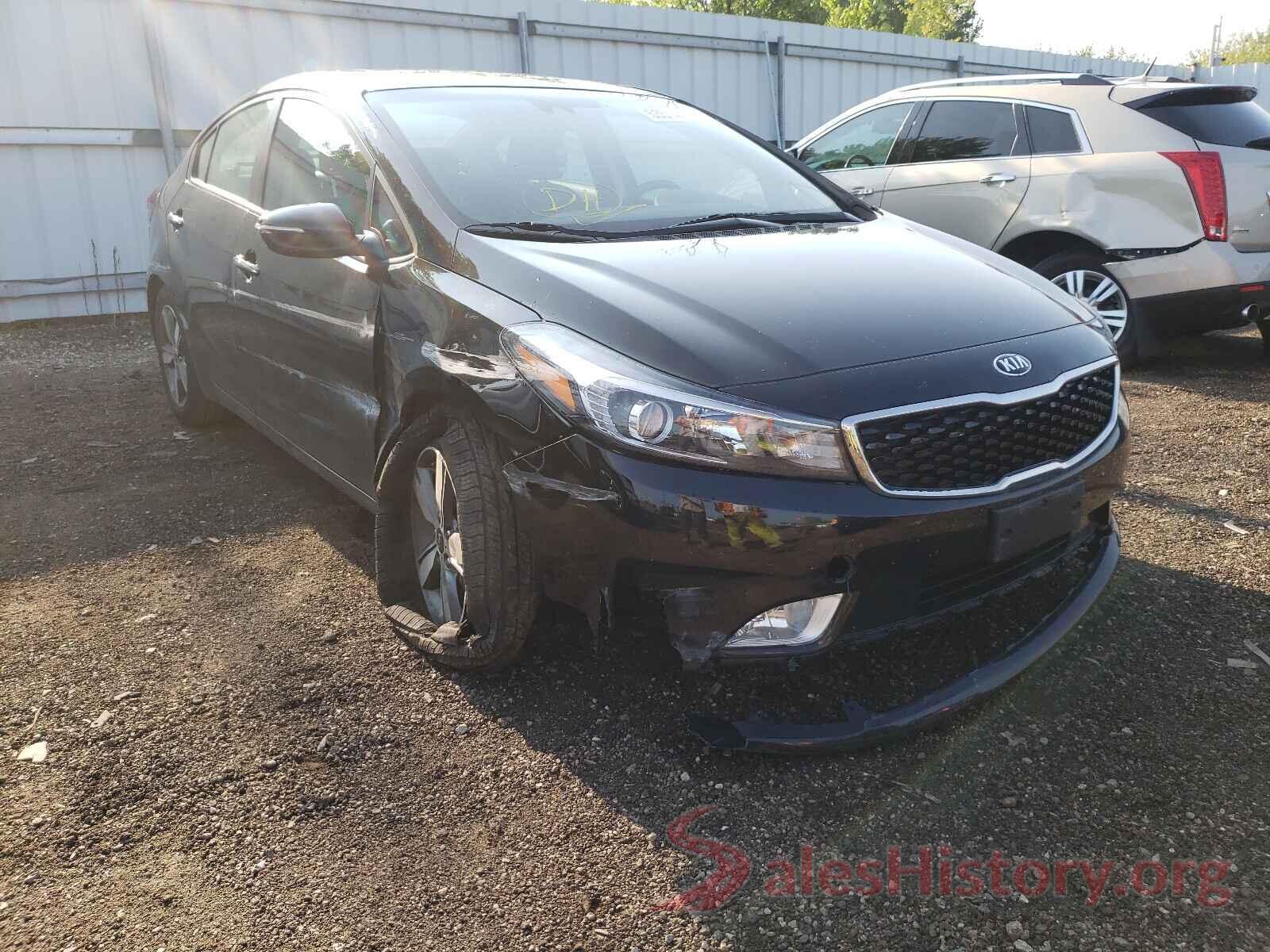 3KPFL4A72JE221158 2018 KIA FORTE