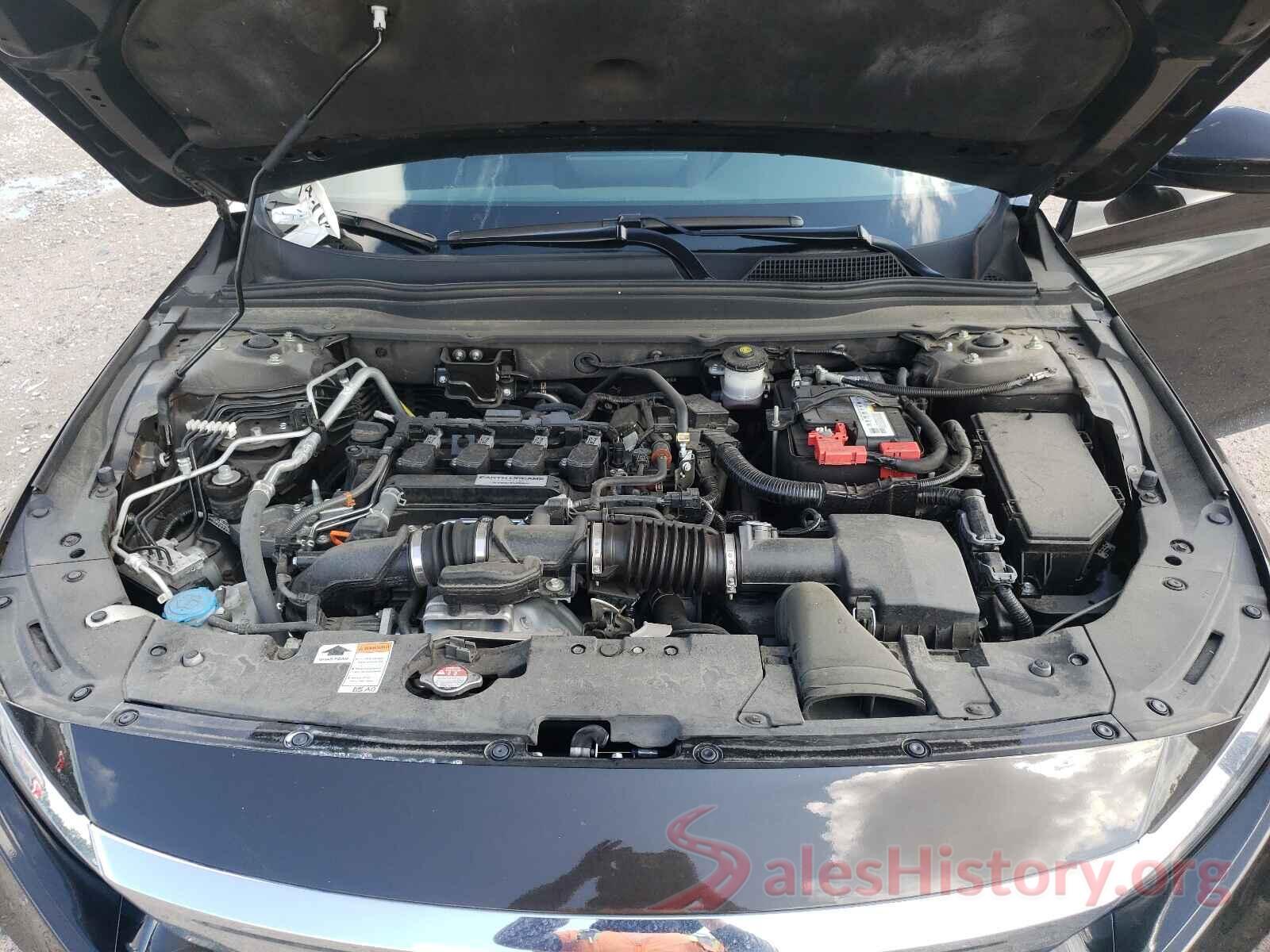 1HGCV1F44JA142122 2018 HONDA ACCORD