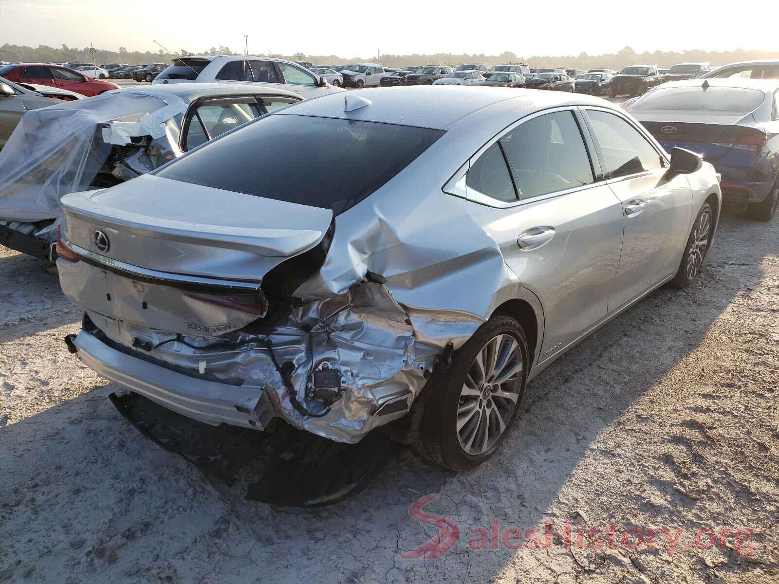 JTHB21B14K2035869 2019 LEXUS ES300