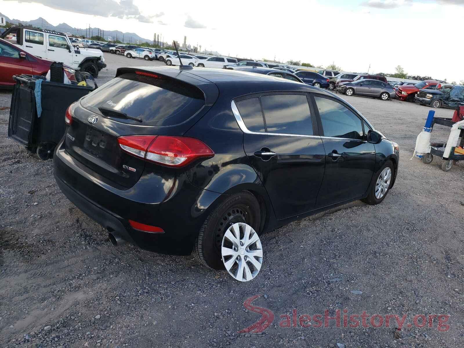 KNAFX5A85G5617895 2016 KIA FORTE