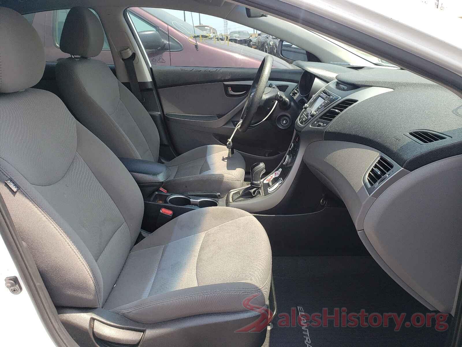 5NPDH4AE6GH706916 2016 HYUNDAI ELANTRA