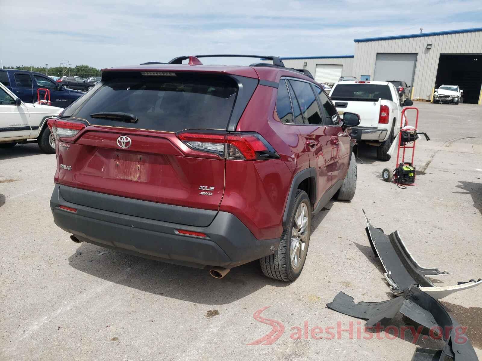 2T3A1RFV7KW020592 2019 TOYOTA RAV4