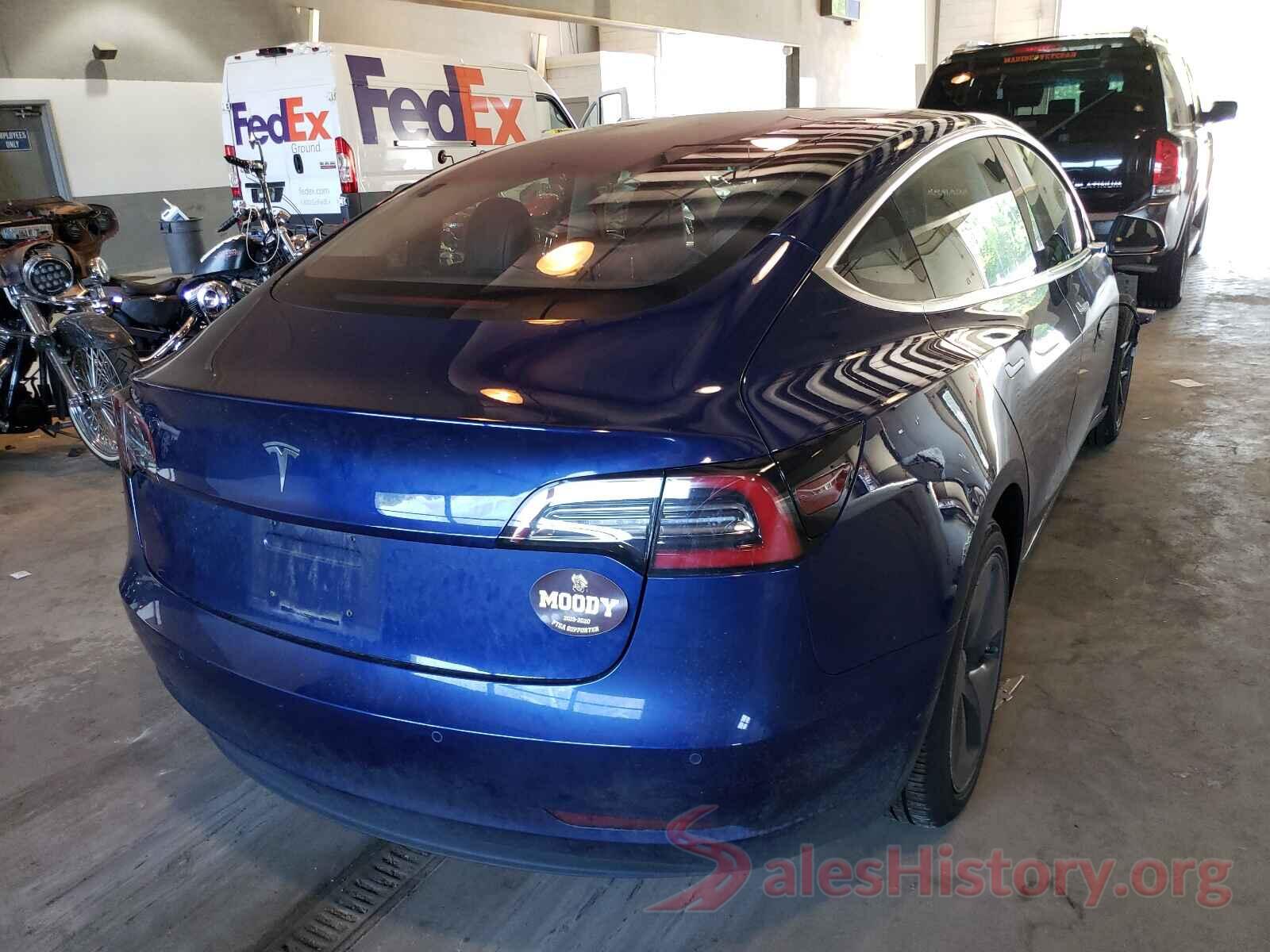 5YJ3E1EAXJF008969 2018 TESLA MODEL 3