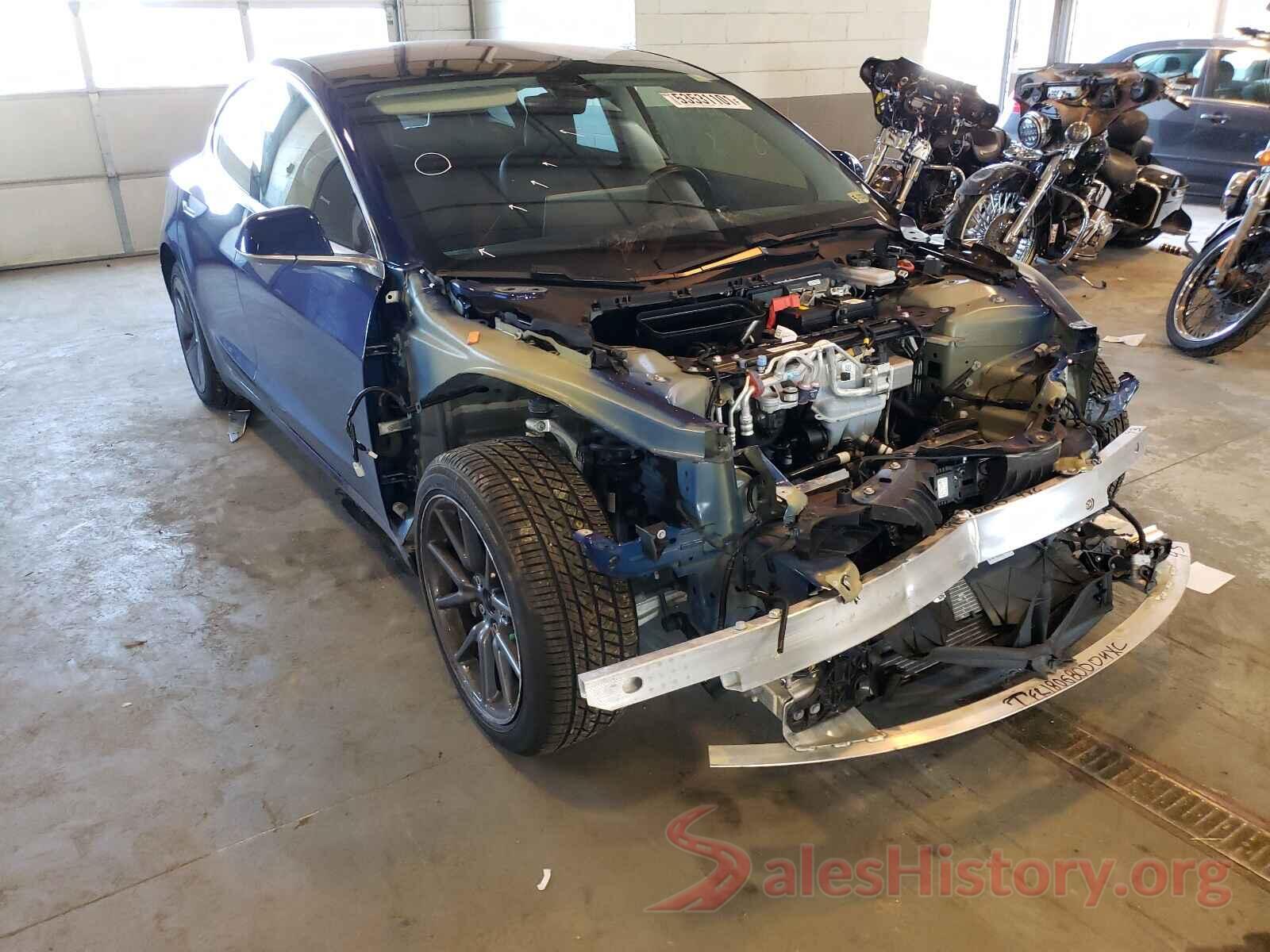 5YJ3E1EAXJF008969 2018 TESLA MODEL 3