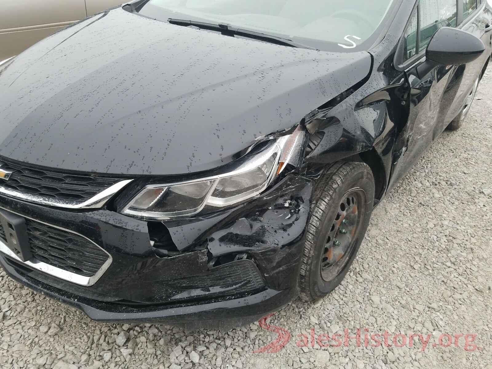 1G1BC5SM7J7141243 2018 CHEVROLET CRUZE