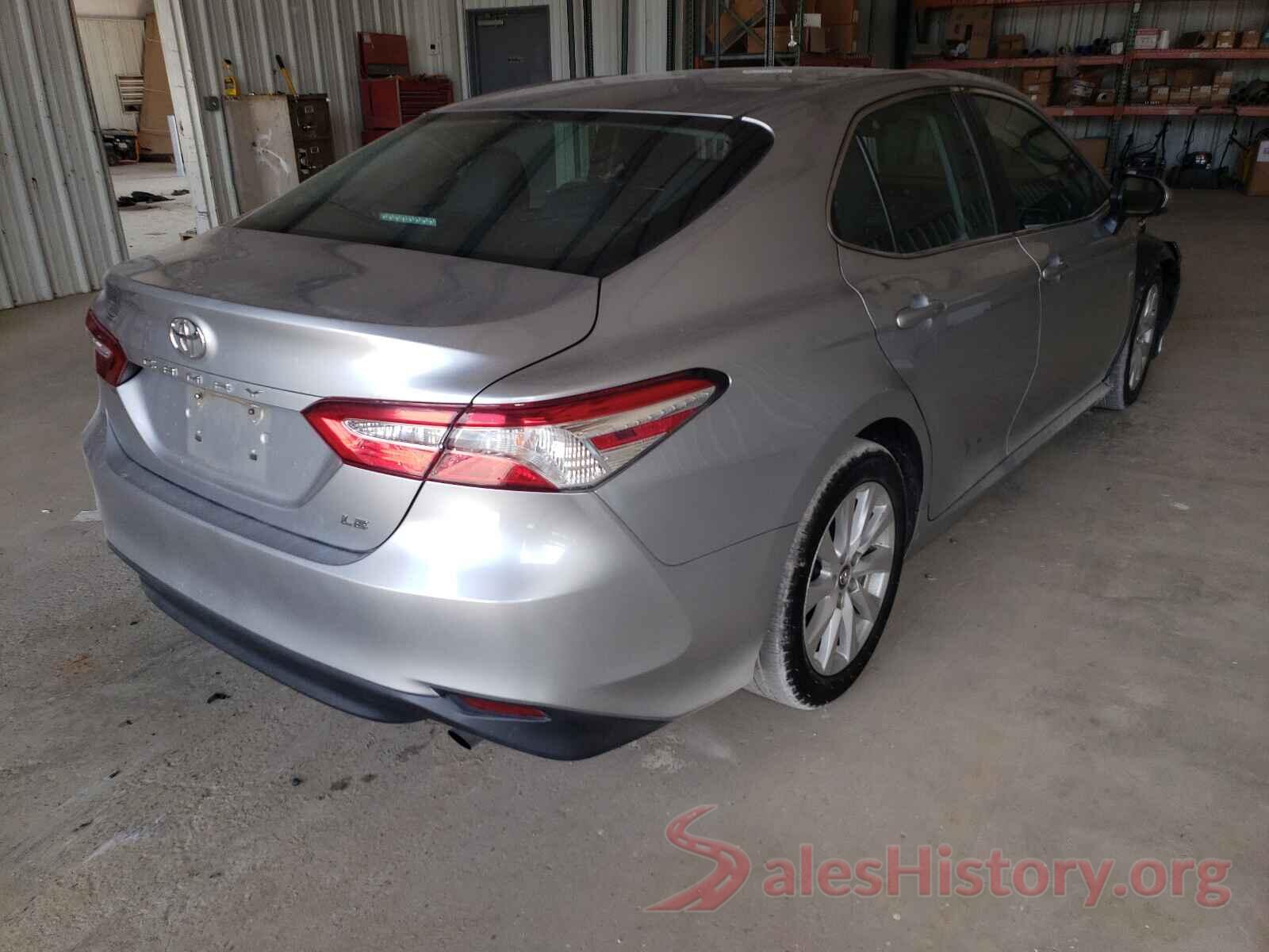 4T1B11HK4JU069152 2018 TOYOTA CAMRY