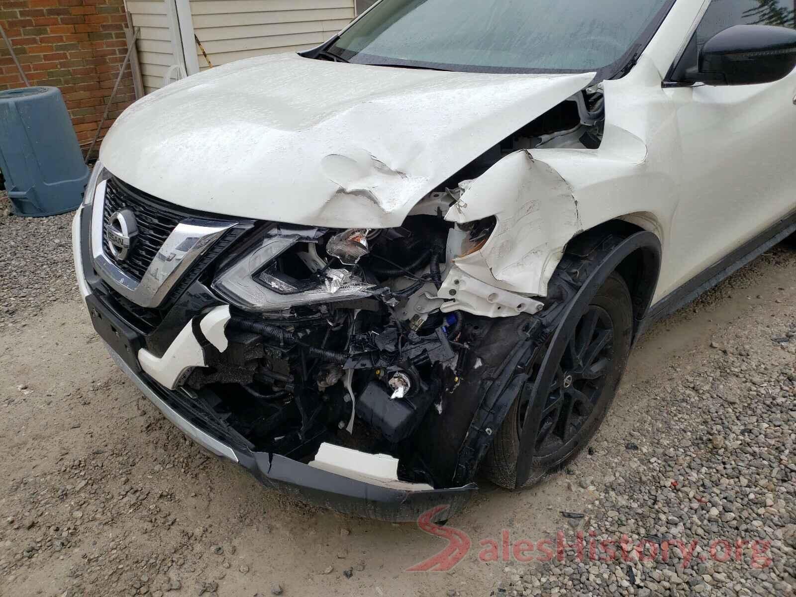 5N1AT2MV4HC818835 2017 NISSAN ROGUE