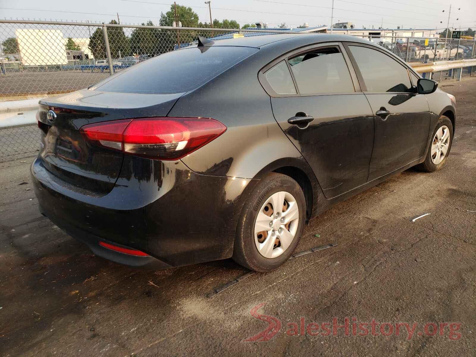 3KPFK4A75HE080096 2017 KIA FORTE