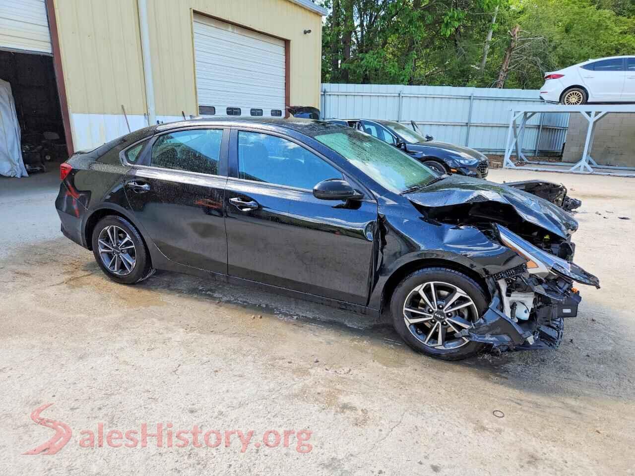 2023 KIA FORTE VIN 3KPF24AD9PE617525, rear 3/4 view