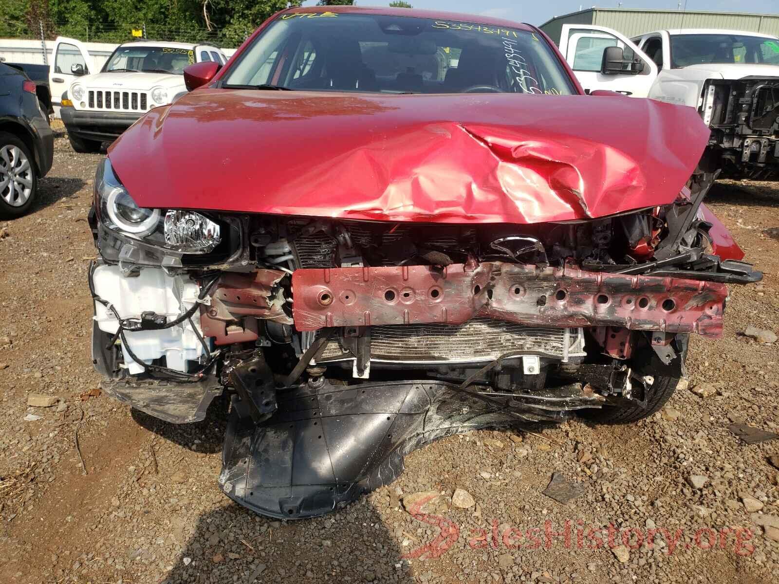 3MZBN1U72JM217830 2018 MAZDA 3