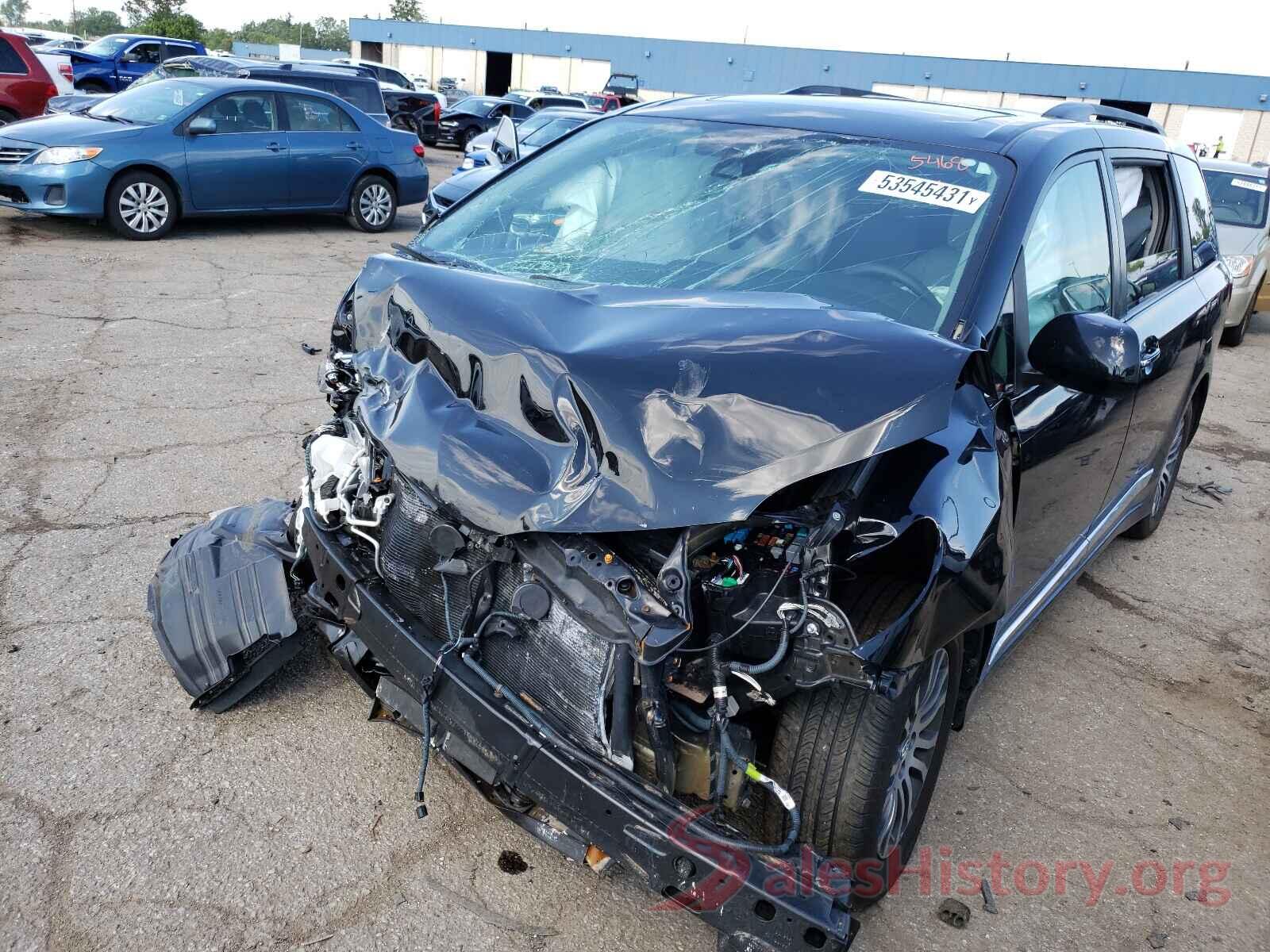 5TDYZ3DC3JS915468 2018 TOYOTA SIENNA