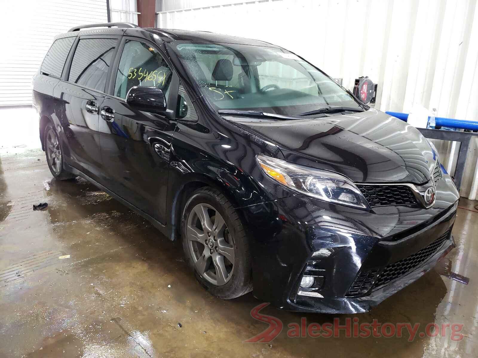 5TDXZ3DC3JS938177 2018 TOYOTA SIENNA