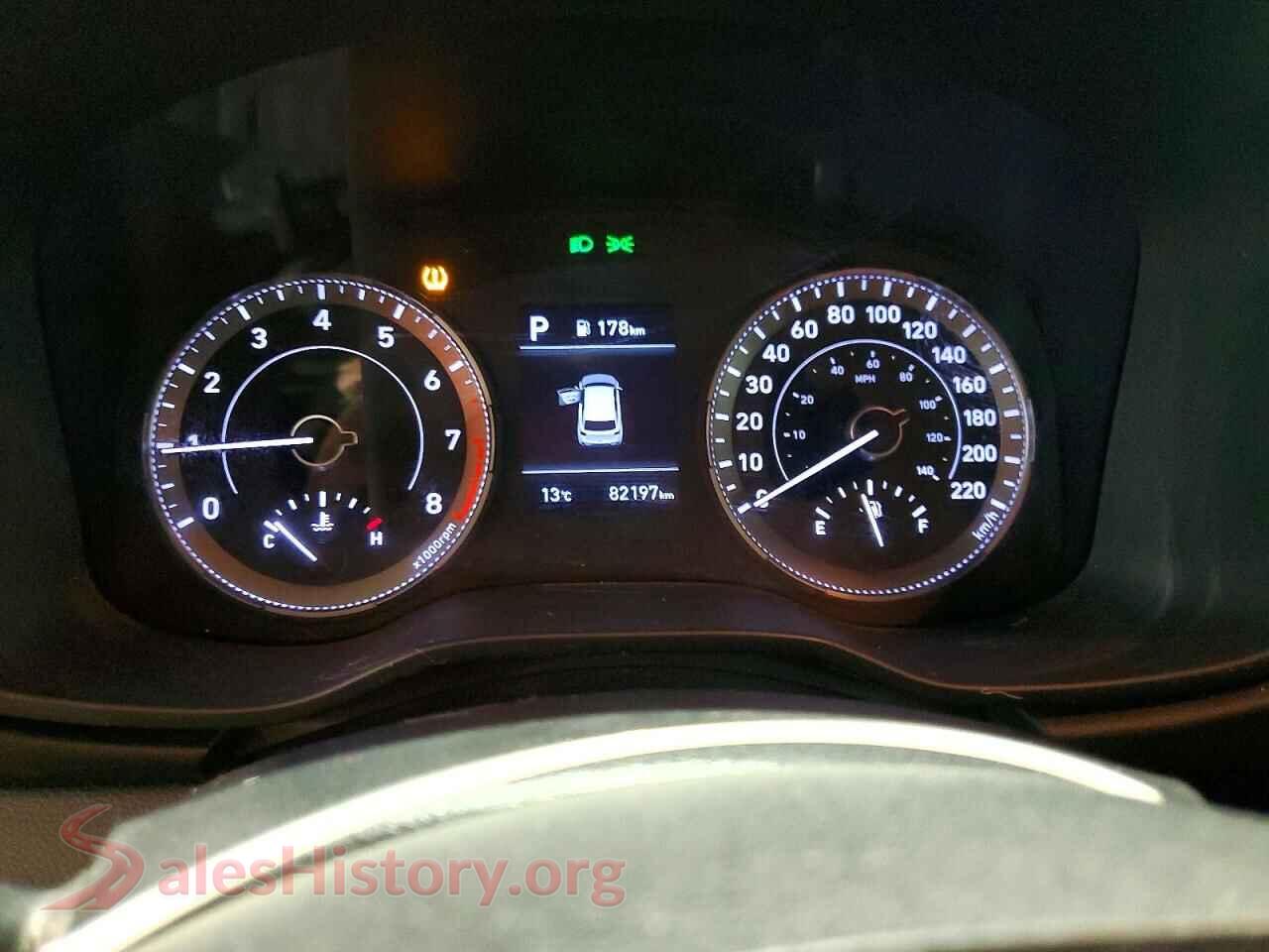 2022 HYUNDAI VENUE VIN KMHRC8A33NU168748, interior center console