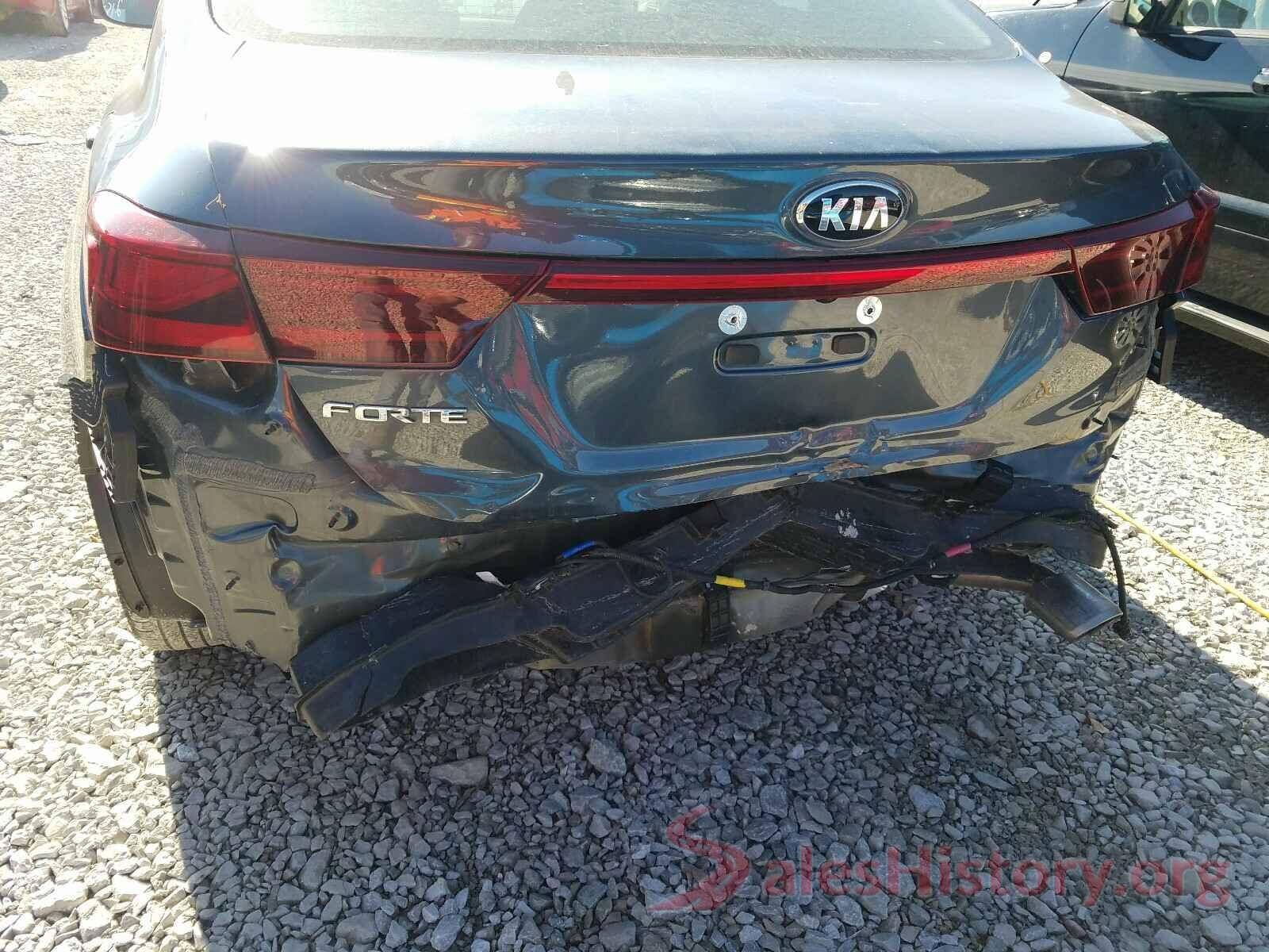 3KPF24AD2KE068114 2019 KIA FORTE