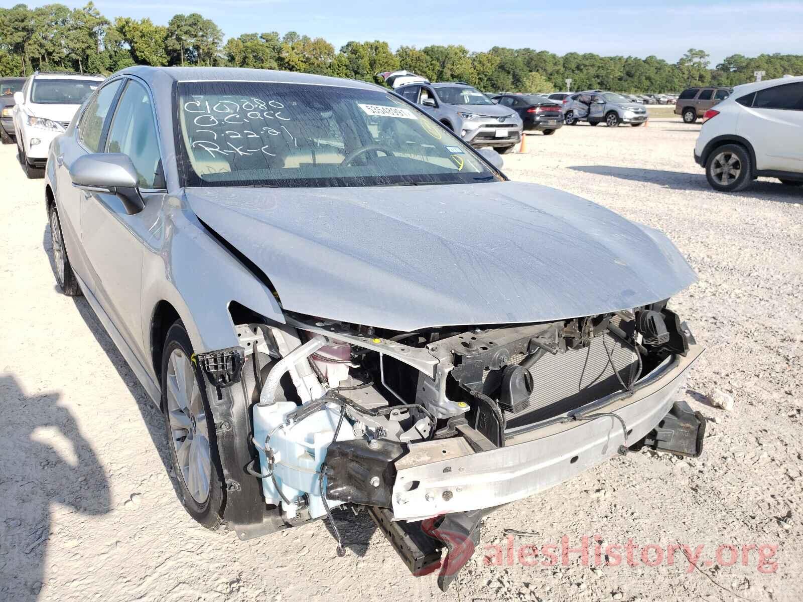 4T1B11HK2JU543583 2018 TOYOTA CAMRY