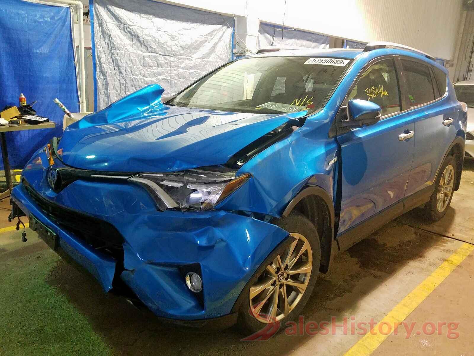 JTMDJREV0HD105066 2017 TOYOTA RAV4